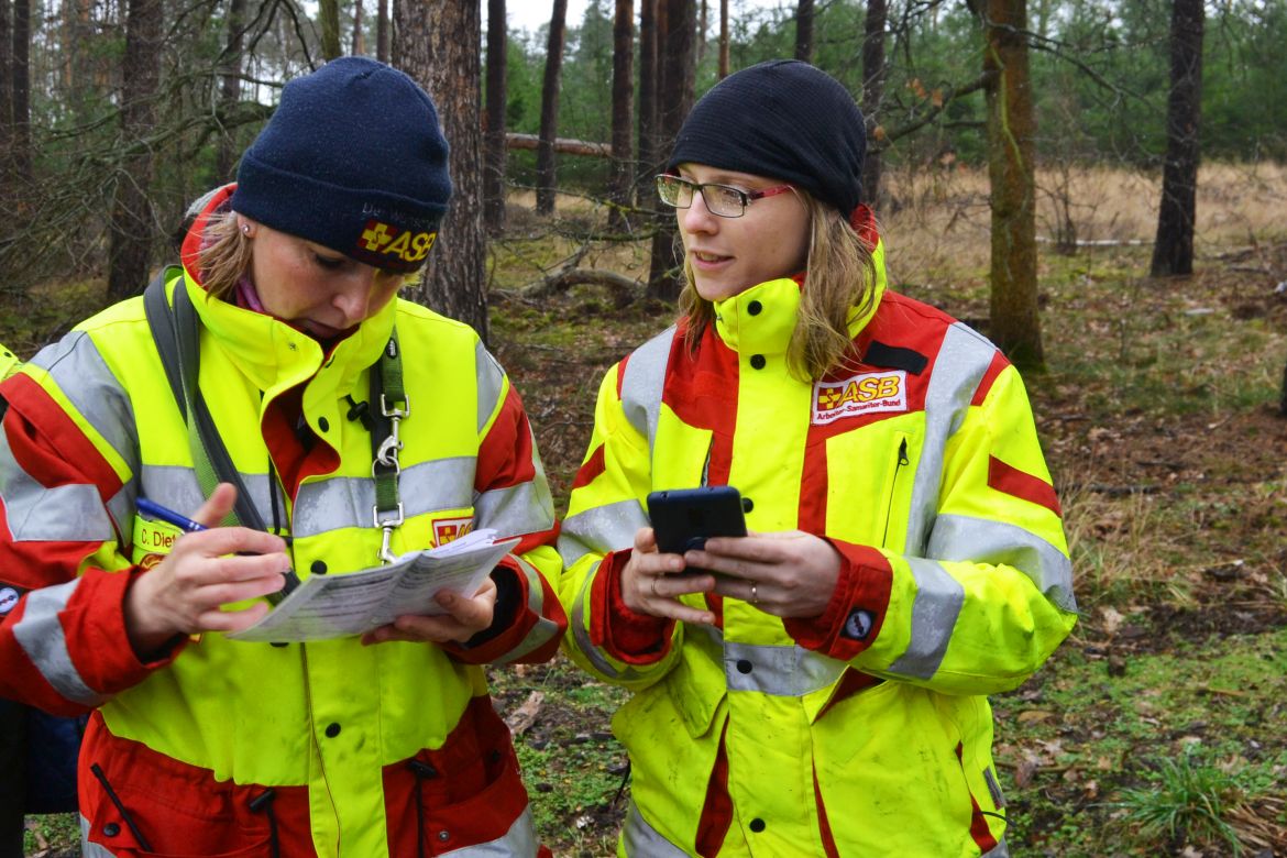 32000 Quadtratmeter und 2 Waldarbeiter vermisst.jpg