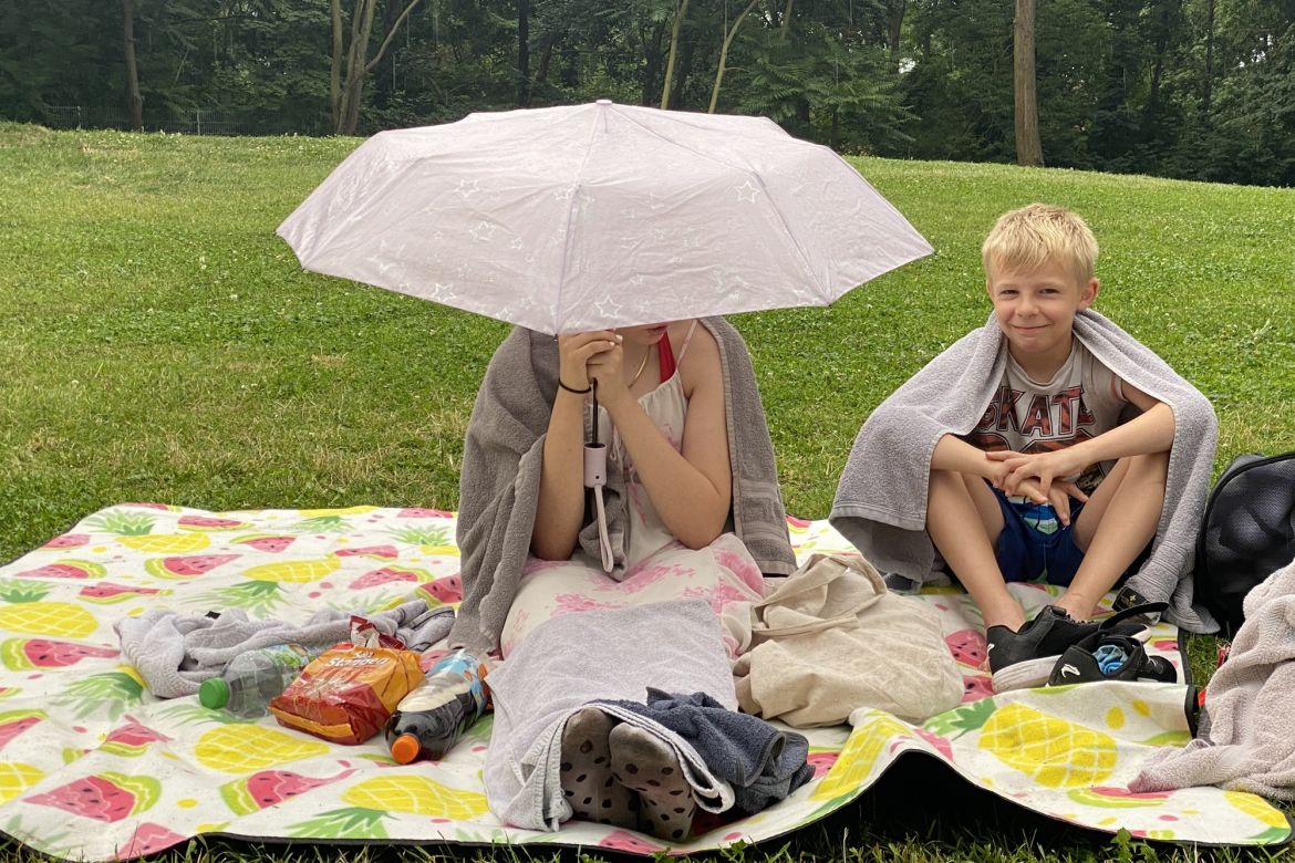 Picknick im Regen.jpg